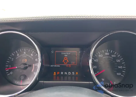 2016 Ford Mustang V6 z USA, uszkodzony, nr VIN 1FATP8EM8G5246963